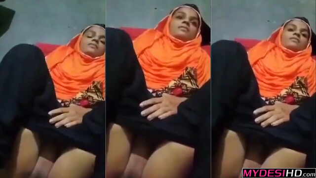 Hot Pakistani Hijabi Mms Nude Lady Private Client Sex Hd
