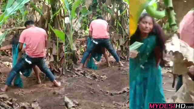 Real Desi Couple: Steamy Outdoor MMS in a Banana Plantation